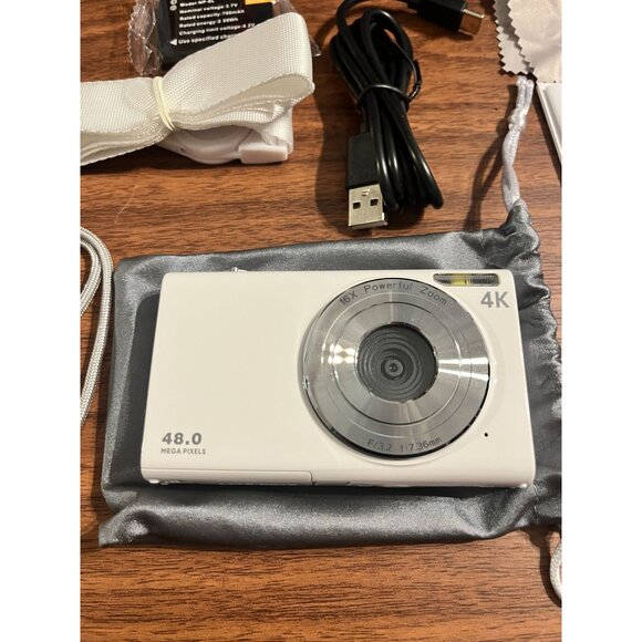 Digital Camera 4K White Photography Vlogging Influencer Travel - Picture 2 of 16